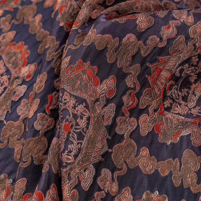 Purple Red Rayon Floral Jacqua - Sewing Fabric recension och pris